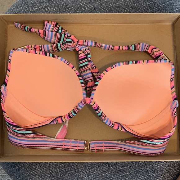 Hottie halter VS swim top - Picture 2 of 4